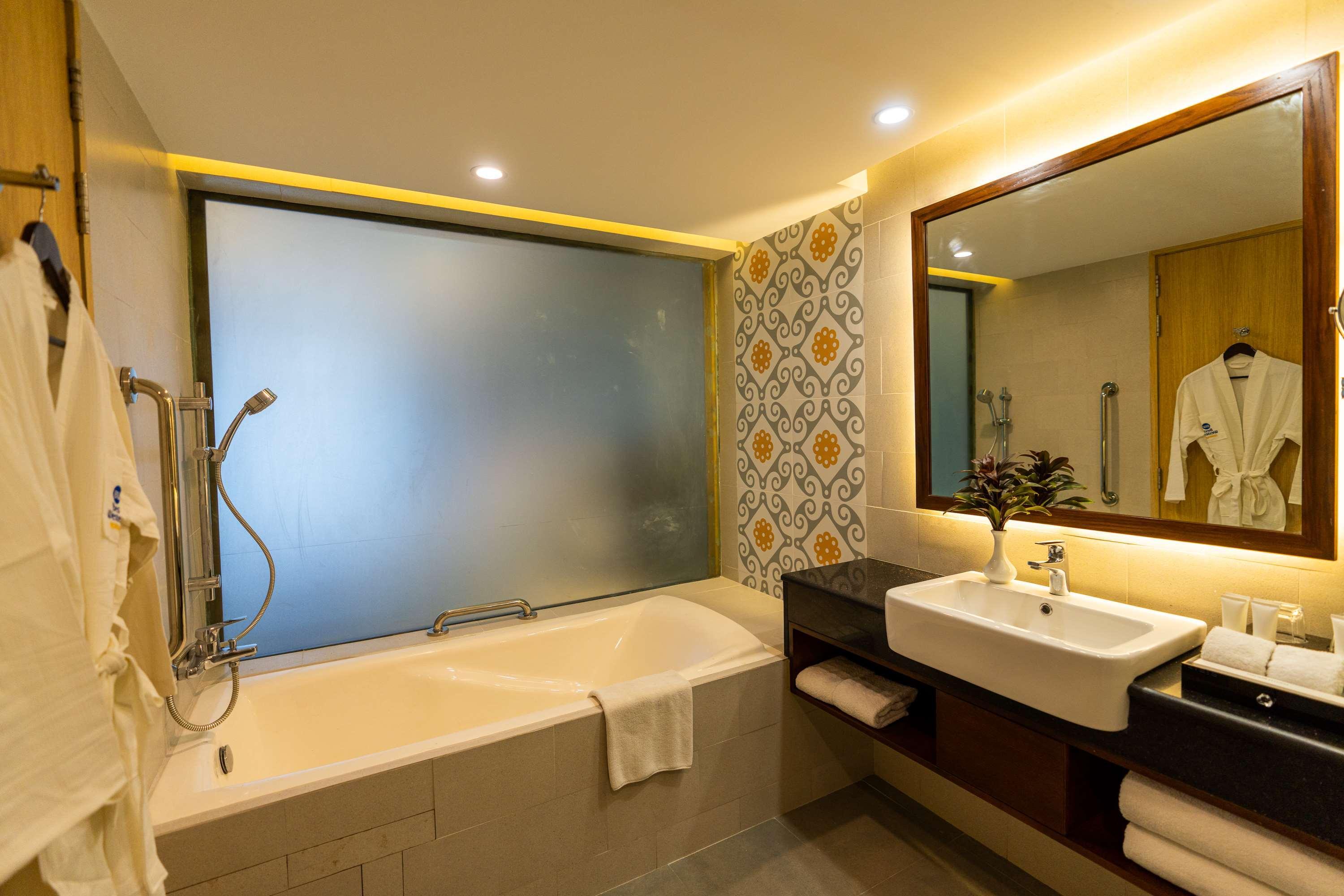 Best Western Heritage Cox's Bazar Dış mekan fotoğraf