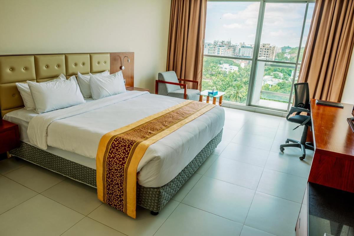 Best Western Heritage Cox's Bazar Dış mekan fotoğraf